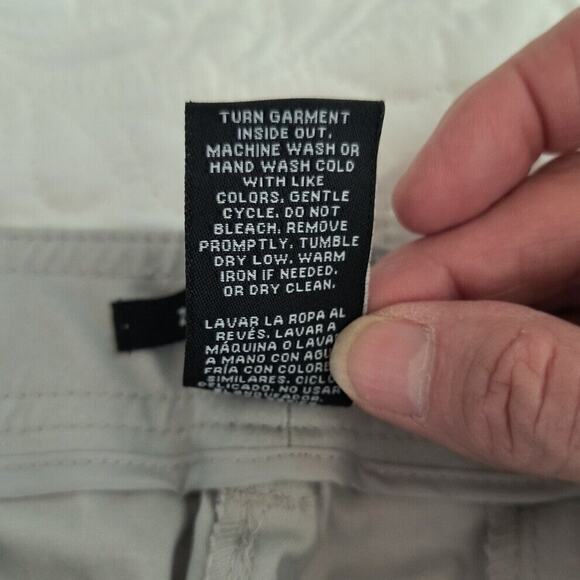 Zac & Rachel Capri Pants Women's Size 16 Silver/Gray Slim Crop Sateen New - Picture 9 of 14